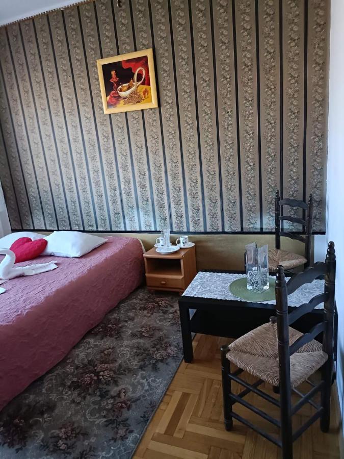 Hostel Poznan Luaran gambar
