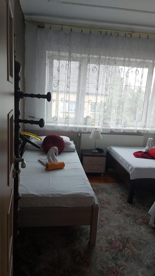 Hostel Poznan Luaran gambar